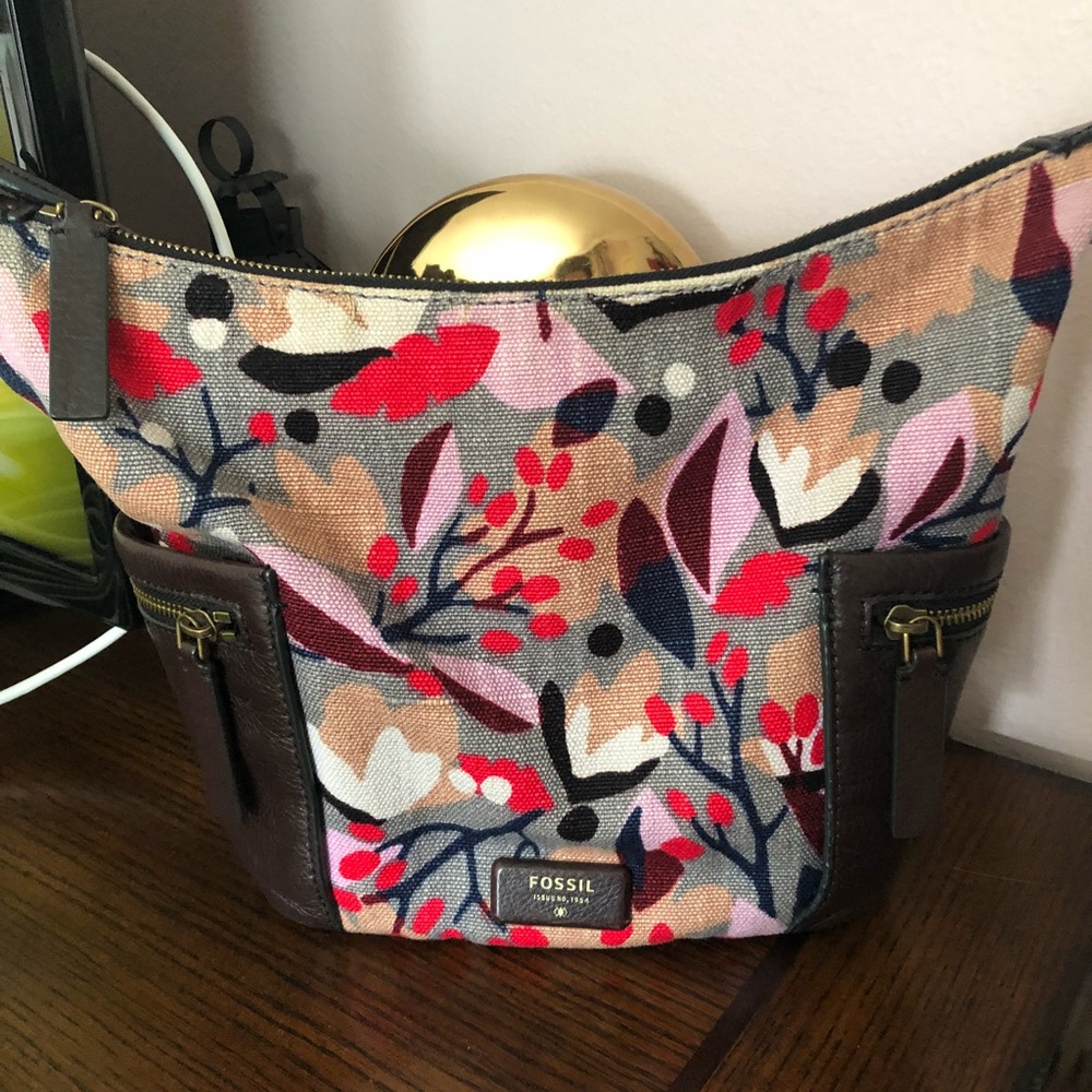 Purses - Picture 5 of 8